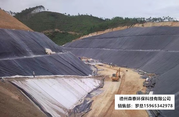 危废垃圾填埋场防渗施工.jpg